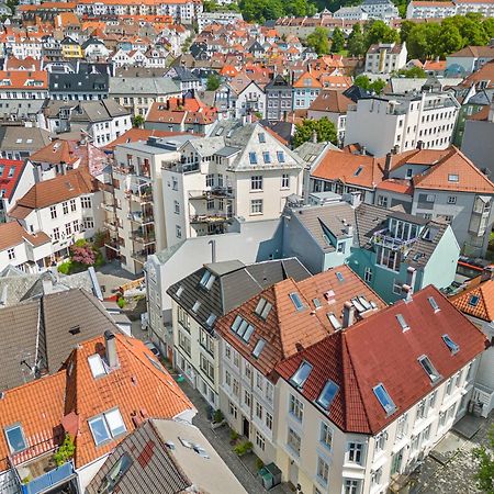 Apartamento 100Sqm 5Br Behind Bryggen - King Beds - Family Friendly Bergen Exterior foto