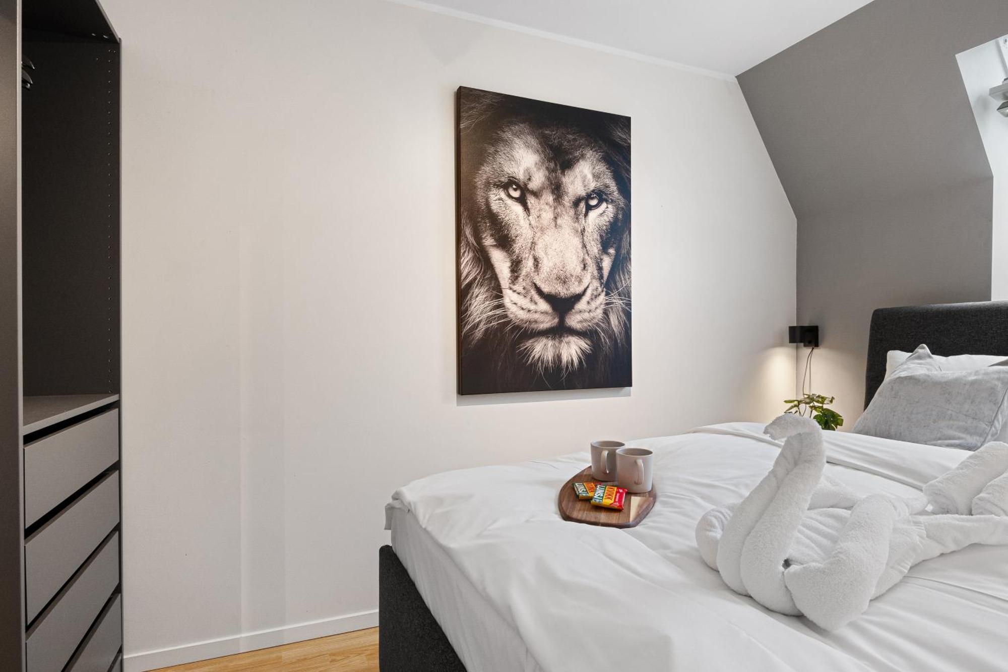 Apartamento 100Sqm 5Br Behind Bryggen - King Beds - Family Friendly Bergen Exterior foto