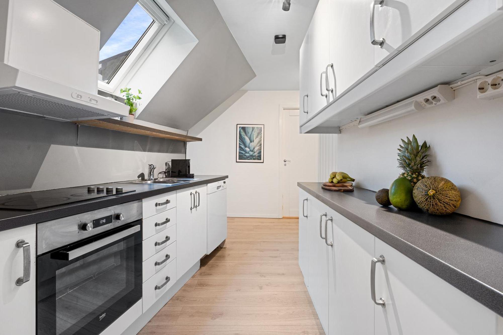 Apartamento 100Sqm 5Br Behind Bryggen - King Beds - Family Friendly Bergen Exterior foto